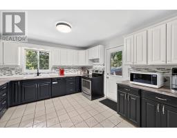 4 JOHN AVENUE - 13