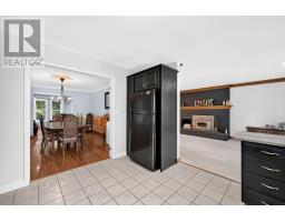 4 JOHN AVENUE - 15