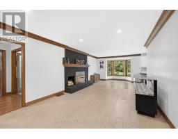 4 JOHN AVENUE - 16