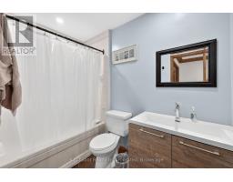 4 JOHN AVENUE - 19
