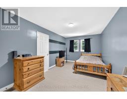 4 JOHN AVENUE - 23