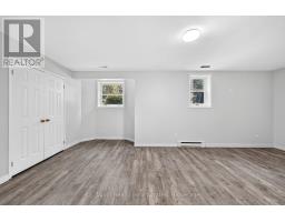 4 JOHN AVENUE - 35