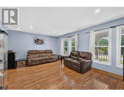 4 JOHN AVENUE - 8