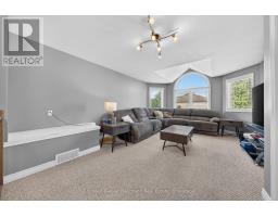 58 WASHBURN DRIVE - 17