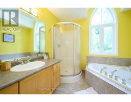 18 HERITAGE CRESCENT - 19