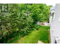 18 HERITAGE CRESCENT - 36