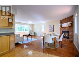 18 HERITAGE CRESCENT - 6