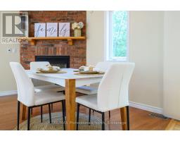 18 HERITAGE CRESCENT - 7