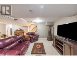 175 FERGUS STREET S - 20