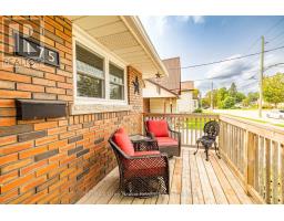175 FERGUS STREET S - 27