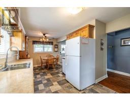 175 FERGUS STREET S - 9