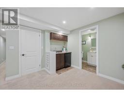 687 CHAMPLAIN BOULEVARD - 32