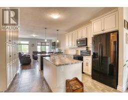 471 DEVONSHIRE ROAD - 13