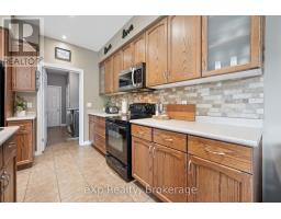 41 WESTRA DRIVE - 16