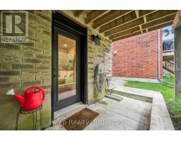 41 WESTRA DRIVE - 32