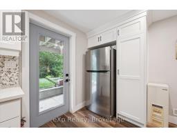 41 WESTRA DRIVE - 34