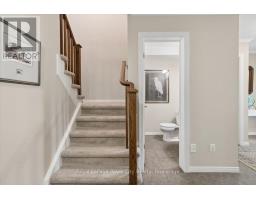 58 WALKER WAY - 19