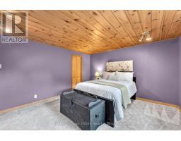 59 BRIARHILL DRIVE - 24