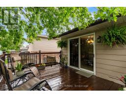 59 BRIARHILL DRIVE - 32
