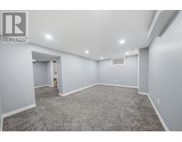 175 GRAND RIVER AVENUE - 22