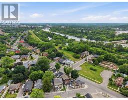 175 GRAND RIVER AVENUE - 33