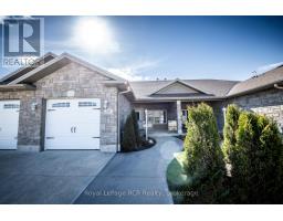102 BROOMER CRESCENT - 15