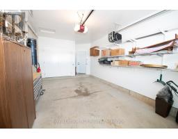 102 BROOMER CRESCENT - 40