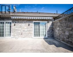 102 BROOMER CRESCENT - 6