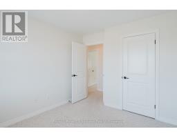 18 - 935 GODERICH STREET N - 18