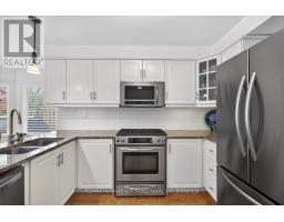 50 MCLEOD DRIVE - 14