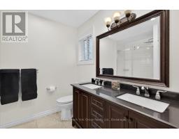 50 MCLEOD DRIVE - 27