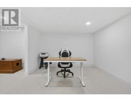 50 MCLEOD DRIVE - 31