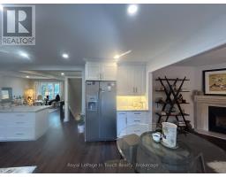 153 FERNDALE DRIVE S - 17