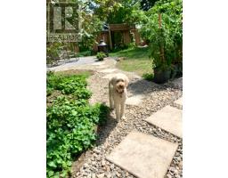 153 FERNDALE DRIVE S - 9
