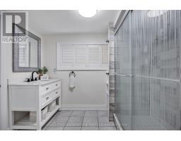 4 PEACHER STREET - 23