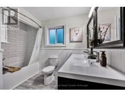 4 PEACHER STREET - 25