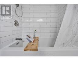 4 PEACHER STREET - 26