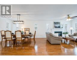 16 GREEN PINE CRESCENT - 13