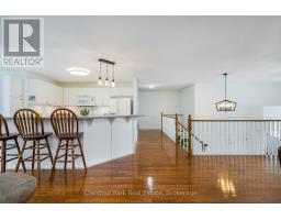 16 GREEN PINE CRESCENT - 21