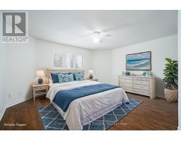 16 GREEN PINE CRESCENT - 25