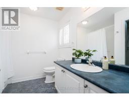 16 GREEN PINE CRESCENT - 28