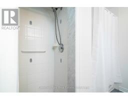 16 GREEN PINE CRESCENT - 29