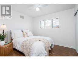 16 GREEN PINE CRESCENT - 30