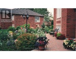 16 GREEN PINE CRESCENT - 49