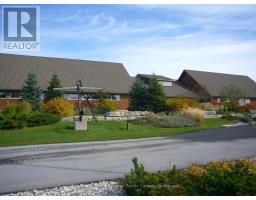 843 SUNCREST CIRCLE - 37