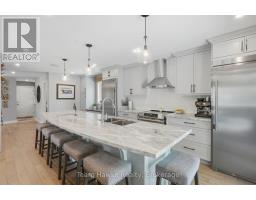 3 SHEPPARD DRIVE - 12