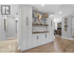 3 SHEPPARD DRIVE - 16