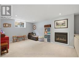 3 SHEPPARD DRIVE - 33