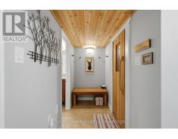 3 SHEPPARD DRIVE - 34