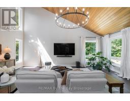 22 BRIDLEWOOD CRESCENT - 10